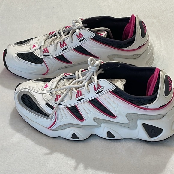 ADIDAS MENS ATHLETIC SHOES. SIZE 9  BLACK , PINK , WHITE - Picture 4 of 6